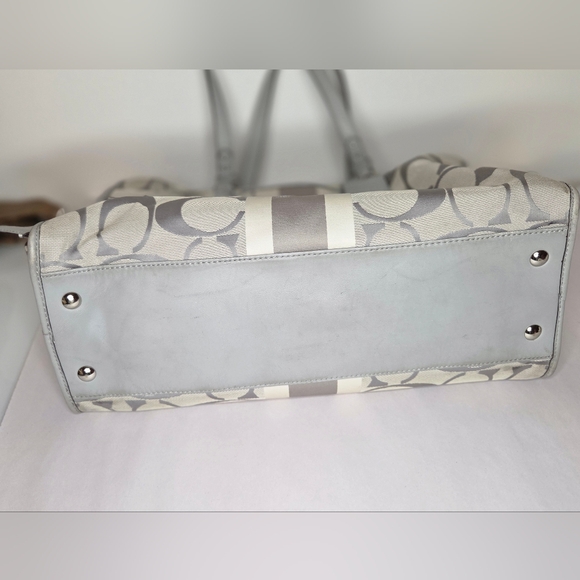 Vintage Coach Gray Signature Double Zip Baby Bag - Picture 6 of 12